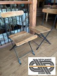 Lot 89 chaises pliantes robustes bois naturel & métal noir façon  « Old school »